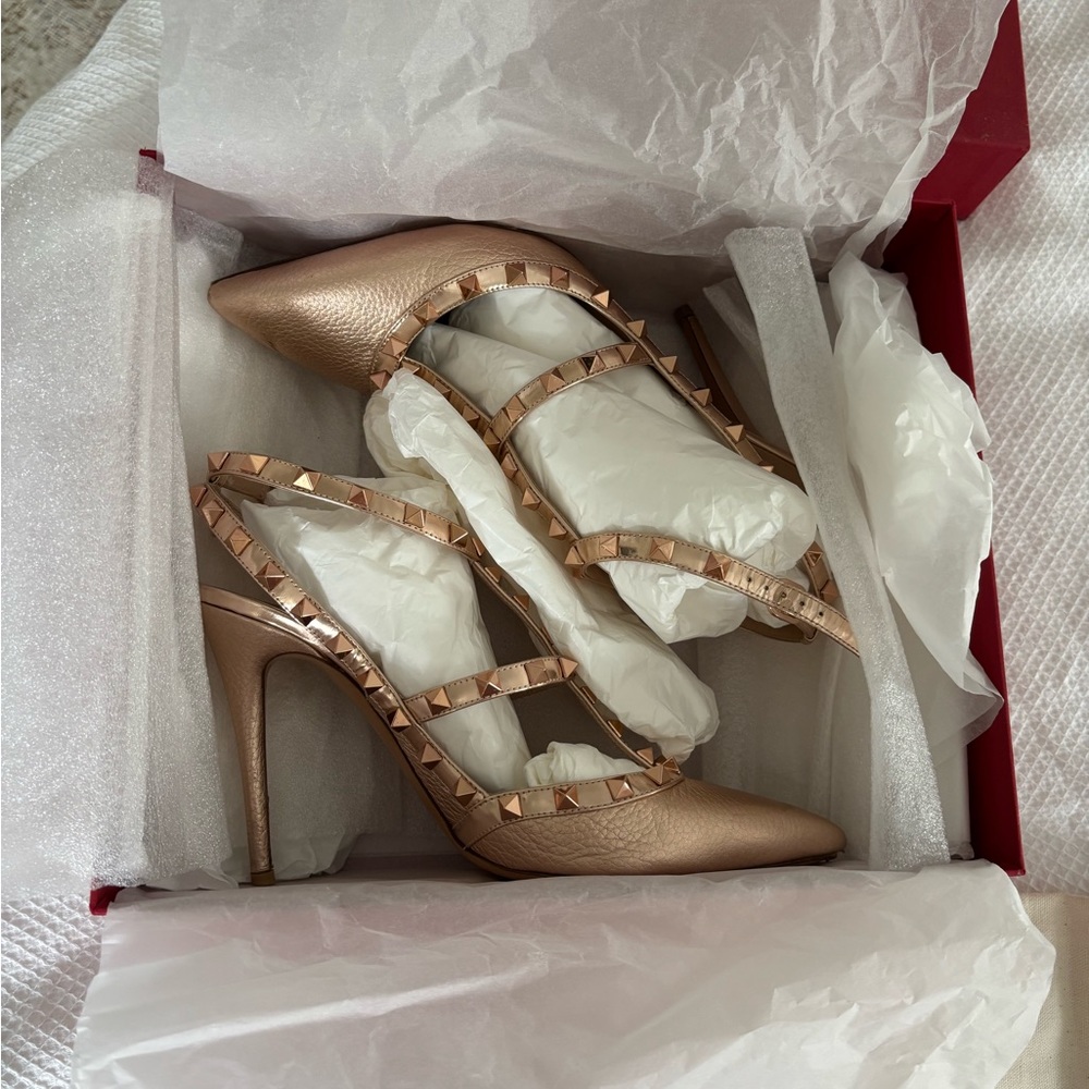 SOLD - DESIGNER Valentino Gold Studded Heels with Strappy Design - Picture 7 of 8
